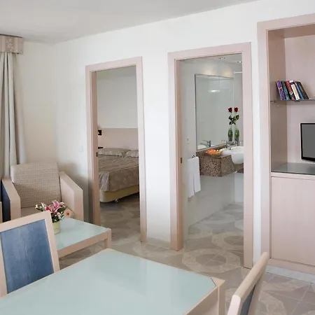 Trh Jardin Del Mar מלון דירות